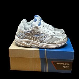 Size 6 - BROOKS BRADDICTION 8 MEDIUM Silver/Pavment/WhtPrl WOMEN'S 120038 1B 914